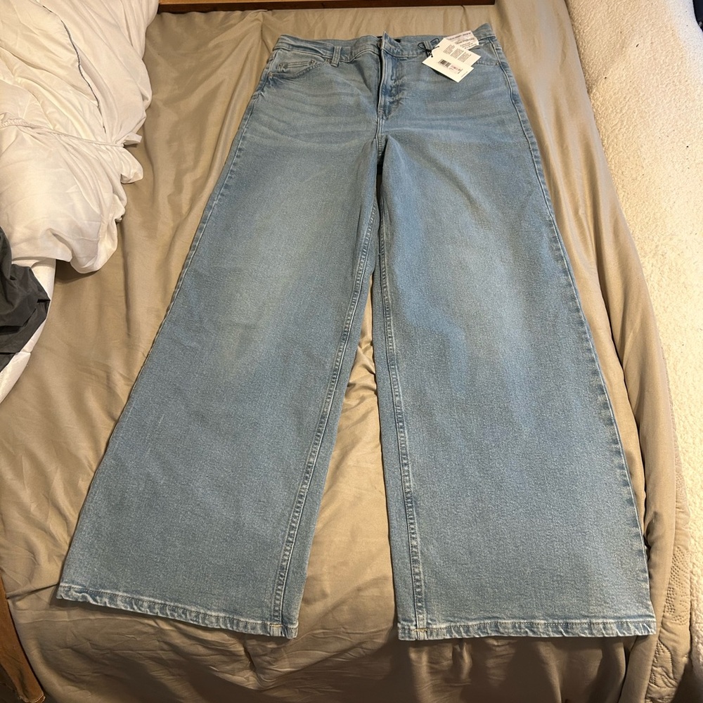 Women's Light Blue Jeans